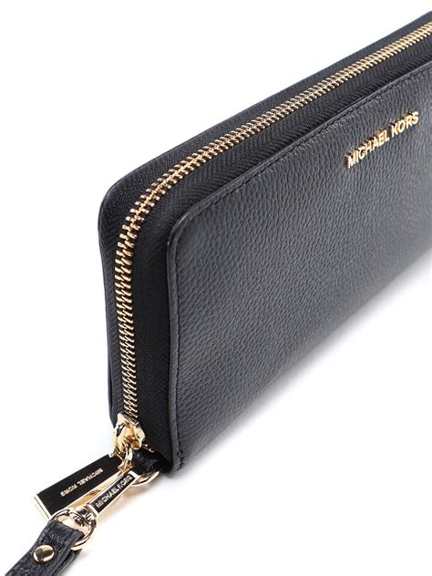 michael kors jet set leather continental wallet|Michael Kors travel continental wallet.